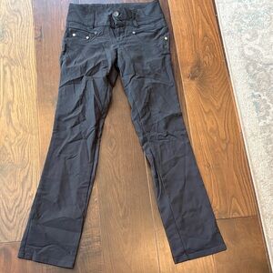 Elegant Black Boot Cut Jeans for Women stretch fabric